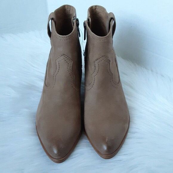 FRYE Women's Size 7M Tan Zip Leather Heel Ankle Boot - Picture 11 of 11